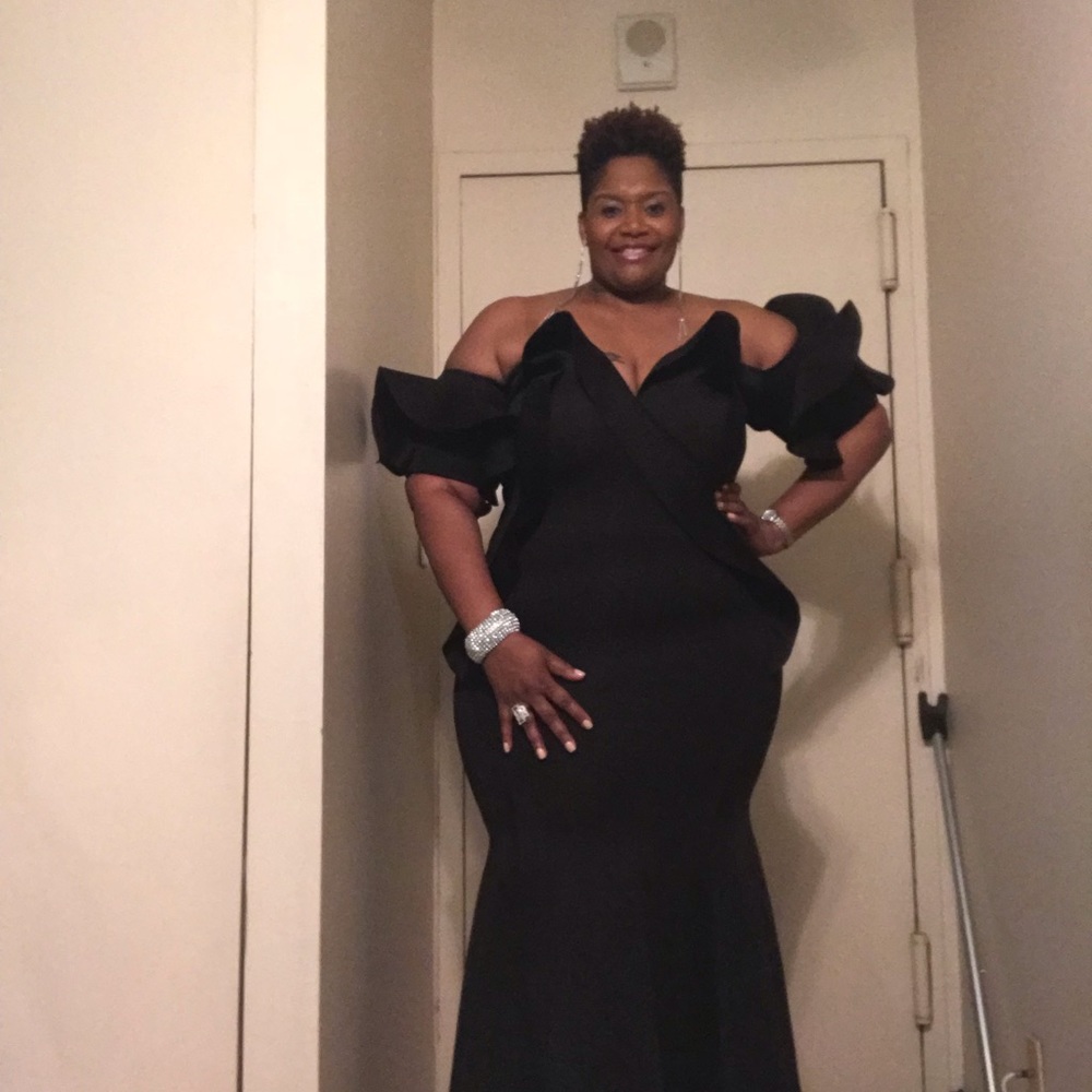 2x ruffle black body on dress